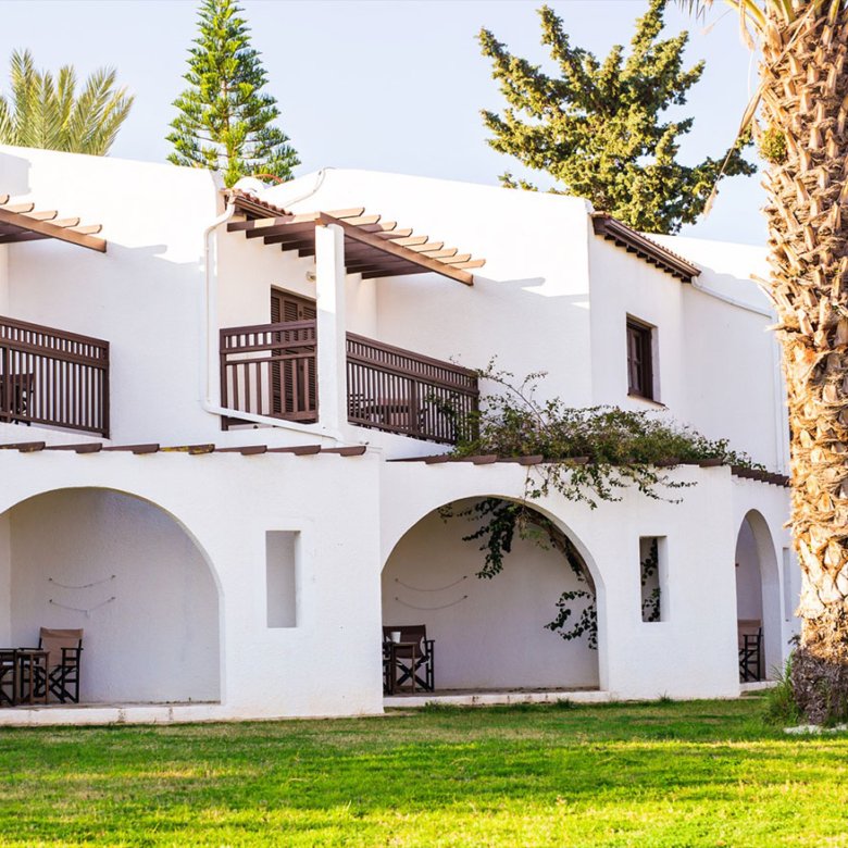 House with private garden